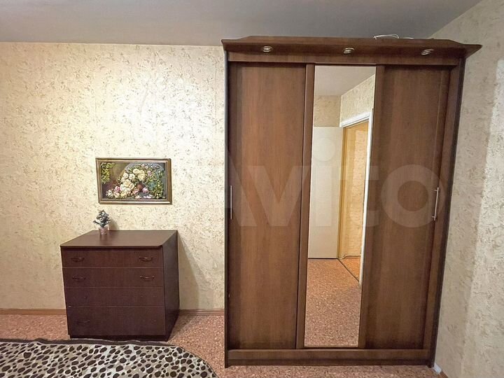 2-к. квартира, 65 м², 8/10 эт.