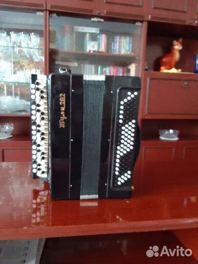 Продам баян Тула 202