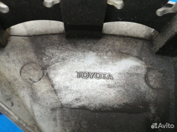 Колпак колеса R16 42602-02410 Toyota