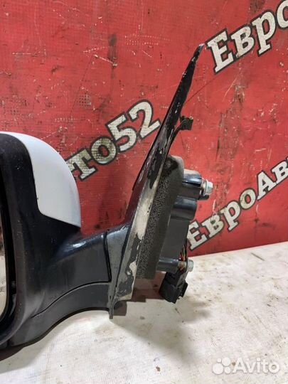 Зеркало заднего вида боковое переднее левое