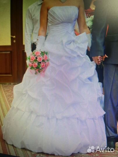 Платье свадебное
