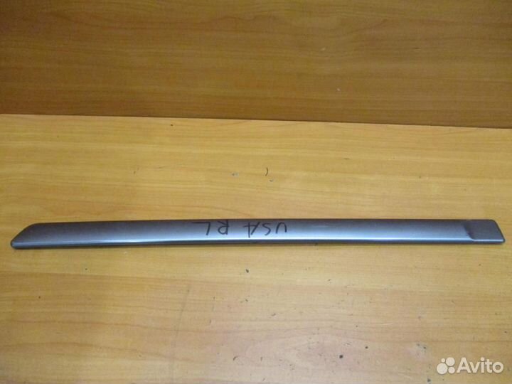 Молдинг двери задний левый Mitsubishi Galant 8 (E