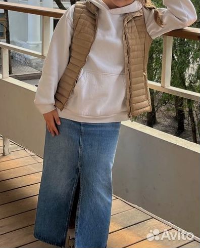 Болоневая женская жилетка