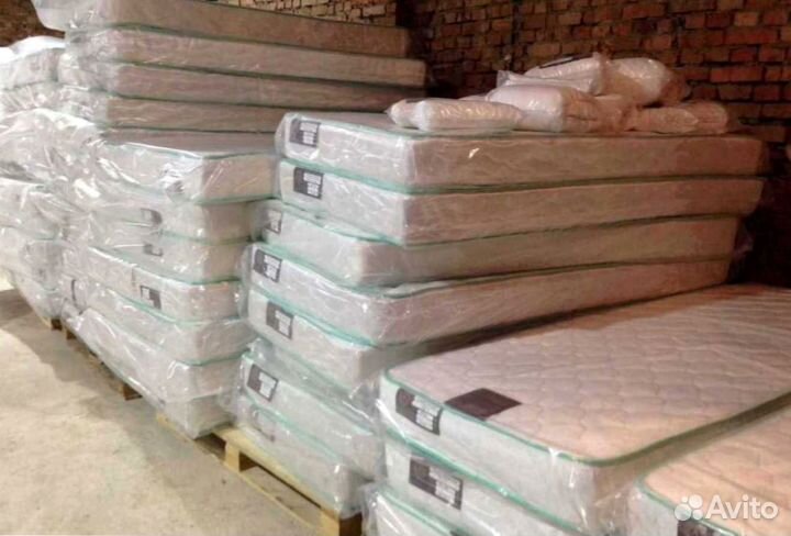 Матрас двуспальный мягкий от производства 140х200