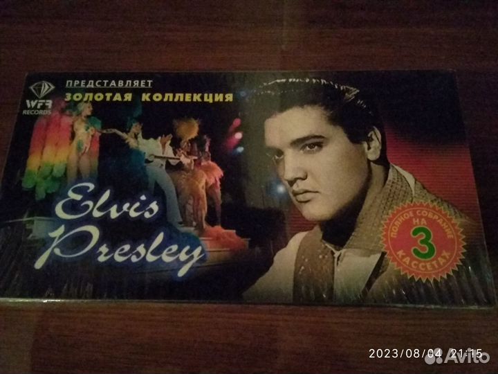 Большая коллекция студийных аудиокассет