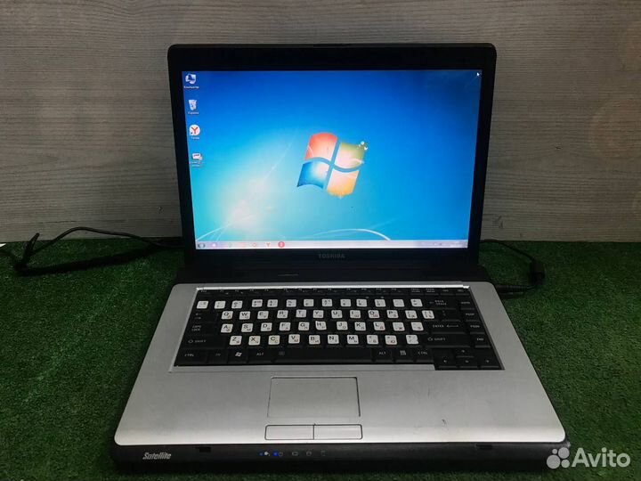 Ноутбук Toshiba (14)