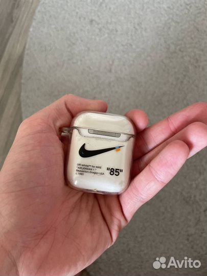 Наушники apple airpods