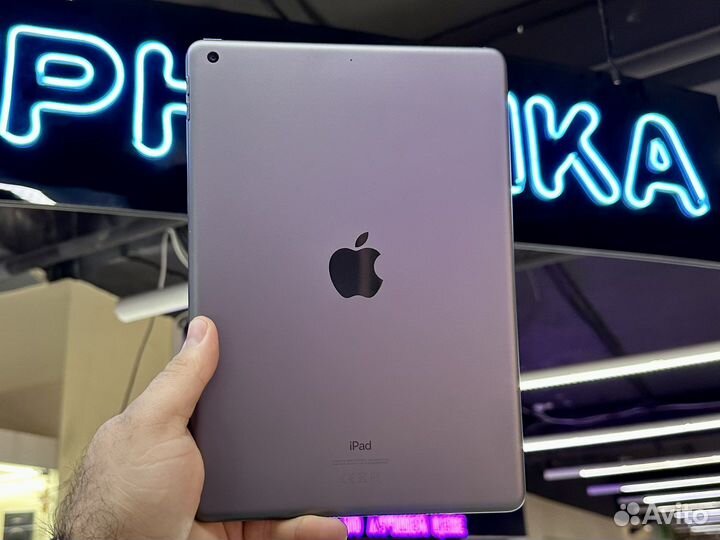 iPad 8-го поколения 32gb wi-fi Gray