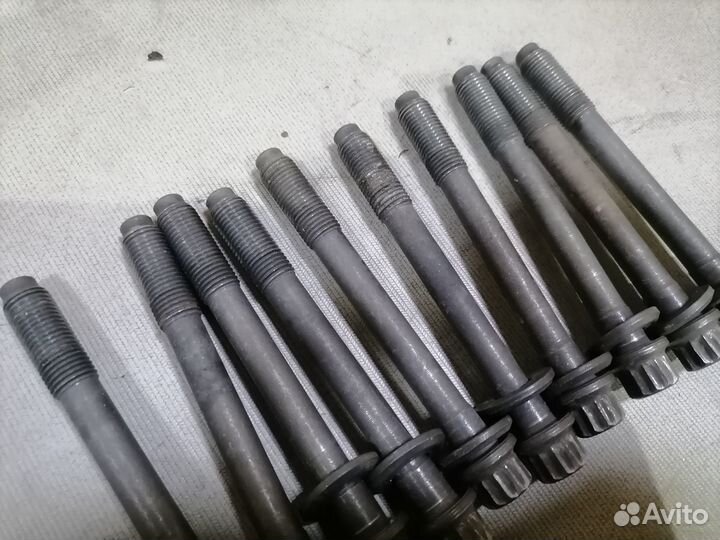 Комплект болтов ГБЦ 2.4 4G64S4M Chery Tiggo (T11)