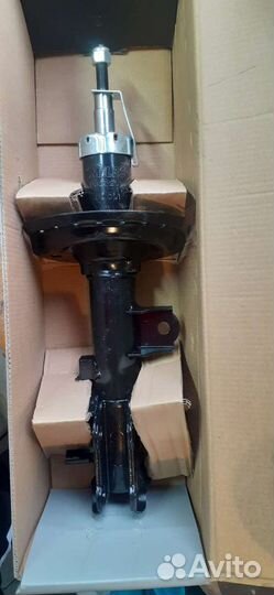 Hyundai solaris,стойка новая