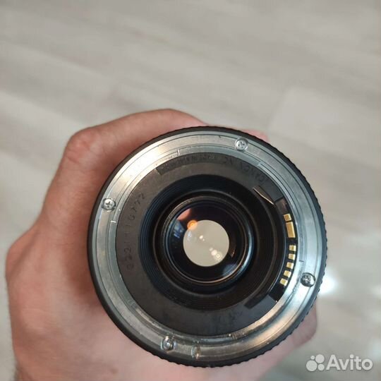 Объектив Canon 75 - 300