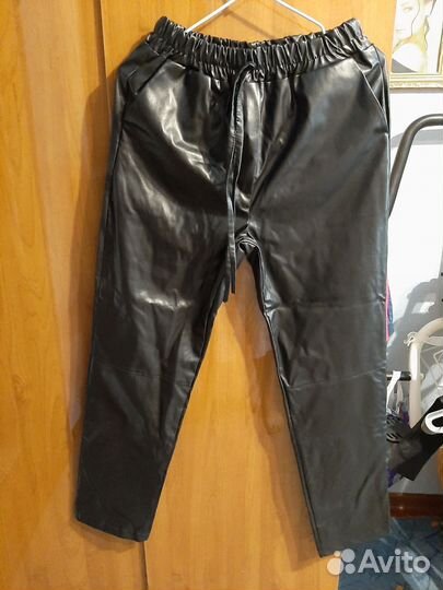 Кожаные брюки женские 48