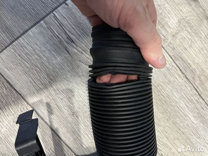 Патрубок фланец для забора воздуха VW polo sedan