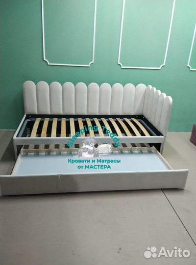 Детская кровать от 3-х лет с бортиками