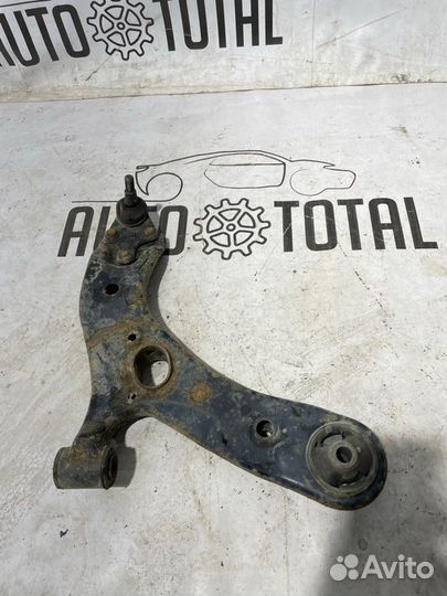 Рычаг передний правый Toyota Corolla 150 1ZR 2007
