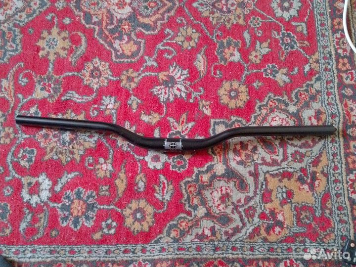 Руль велосипедный на мтв диаметр 31.8