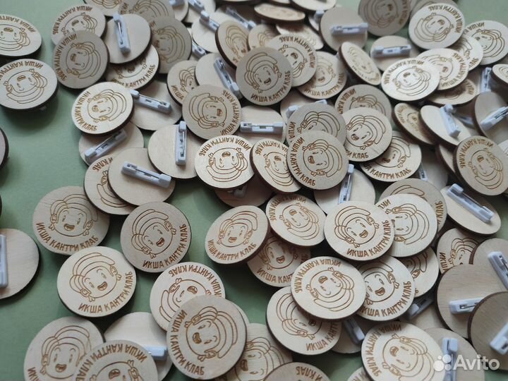 Значки от производителя