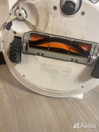 Робот пылесос