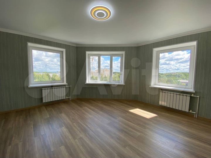 2-к. квартира, 63 м², 8/9 эт.