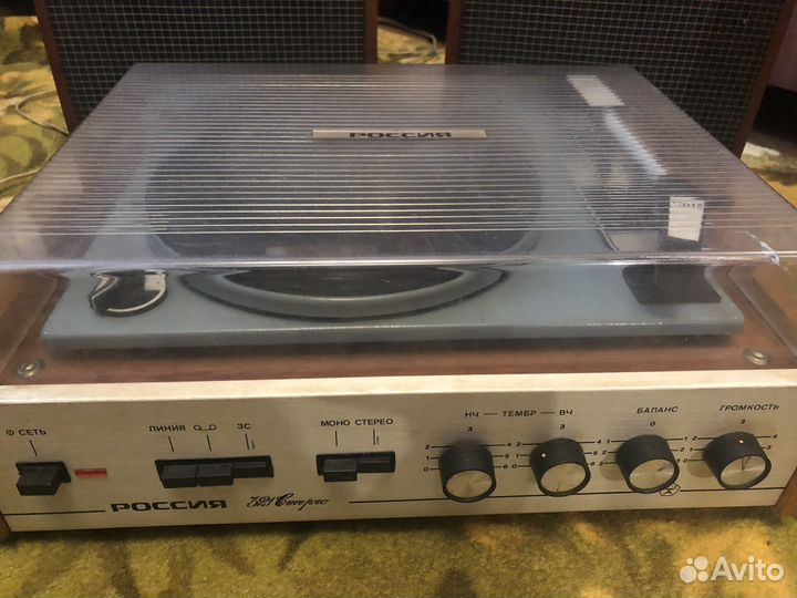 Проигрыватель винила