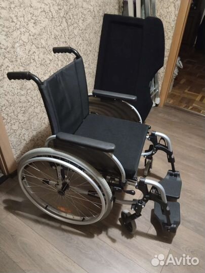Инвалидная коляска