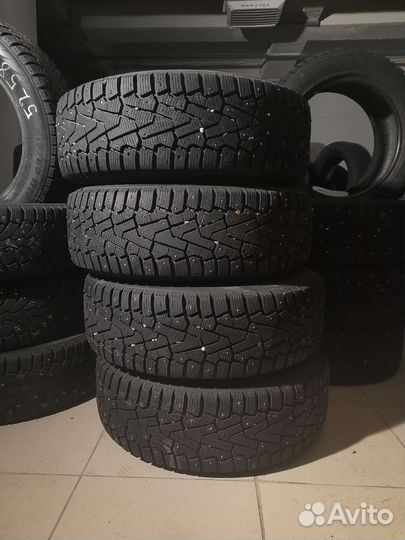 Зима шипы Pirelli 215 65 16 литье 5*114.3