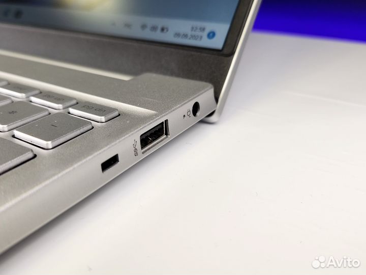 HP Pavilion 15 Ryzen7 5700U 16GB 1TB SSD