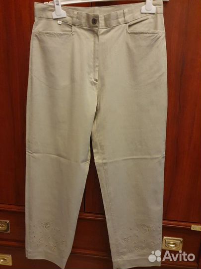 Капри женские светло-серые