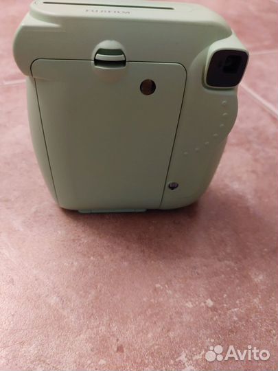 Плёночный фотоаппарат Fujifilm Instax Mini 9