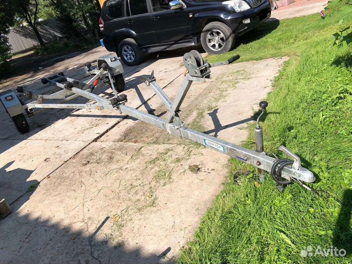 Прицеп лав 81014