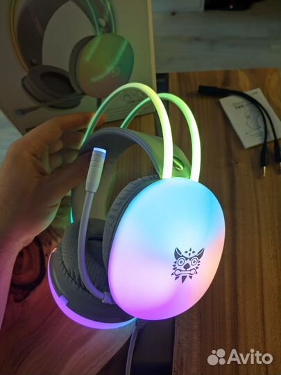 Игровая гарнитура с полной RGB подсветкой