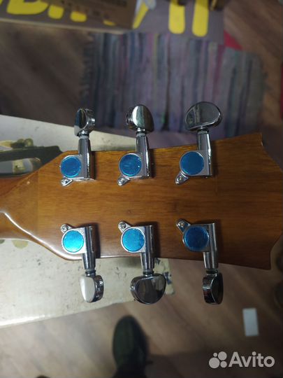 Гитара акустика, цвет - классика