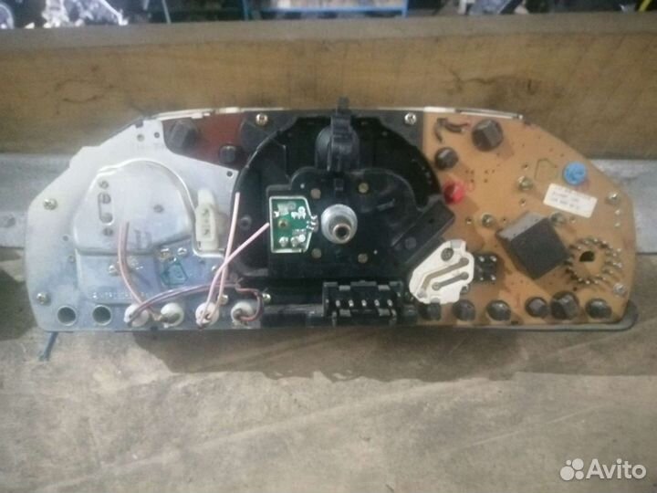 Панель приборов Mercedes Benz W124, 2.2, AT