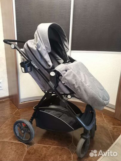 Прогулочная коляска книжка