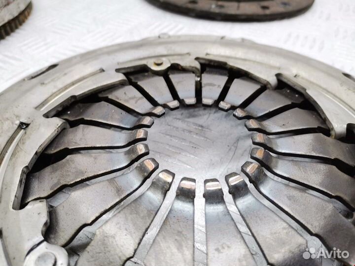 Маховик (демпфер сцепления) для Ford Focus 2