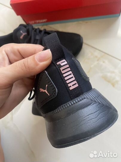 Кроссовки puma женские оригинал 37,5 черные