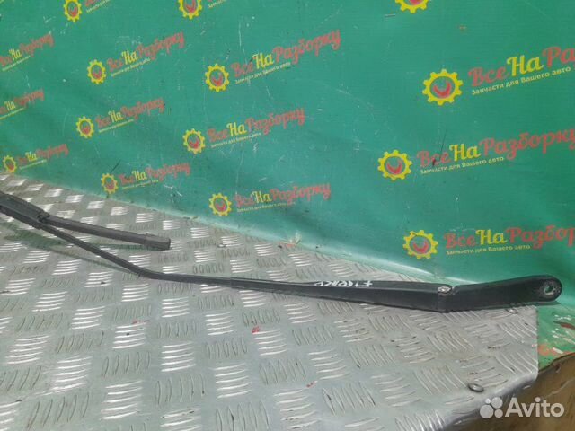 Поводок дворников Renault Fluence седан 1.6 2010