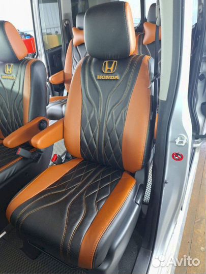 Авточехлы из экокожи Тойота Камри 50 2012г