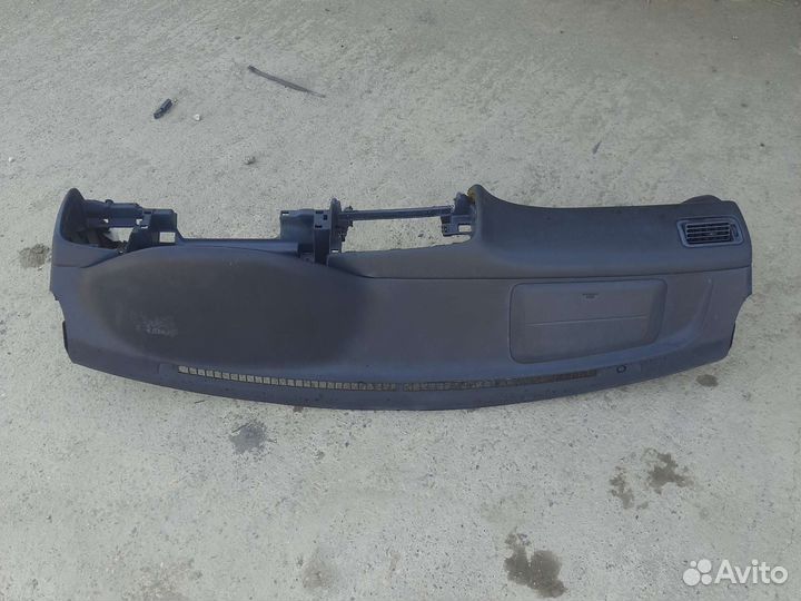 Панель приборов торпеда Тойота Спринтер 110