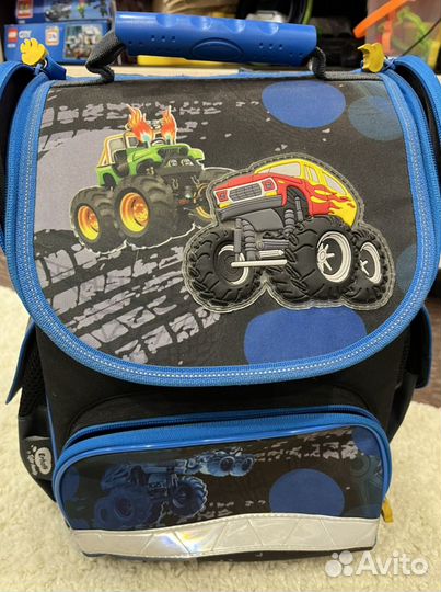 Школьный рюкзак