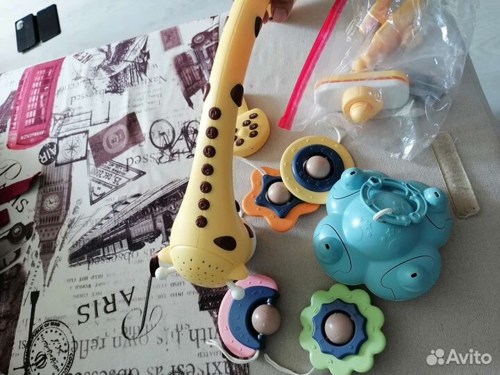 Мобиль в кроватку музыкальный