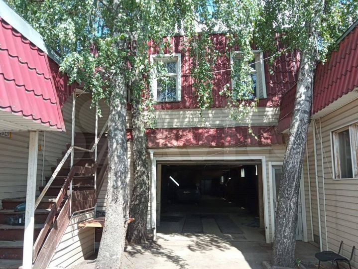 Здание, 313 м²