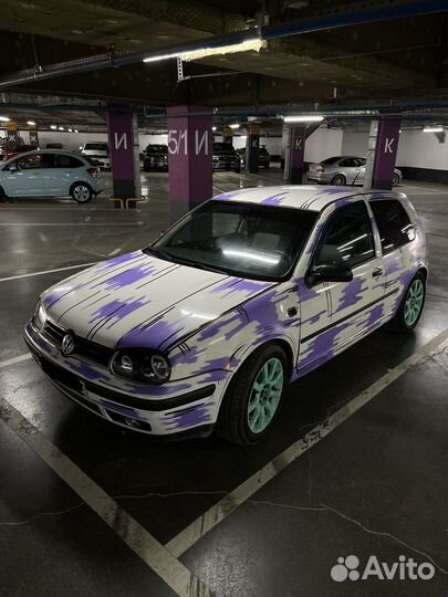 Роспись каллиграфией