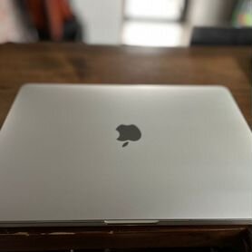 Apple macbook pro 13 2017