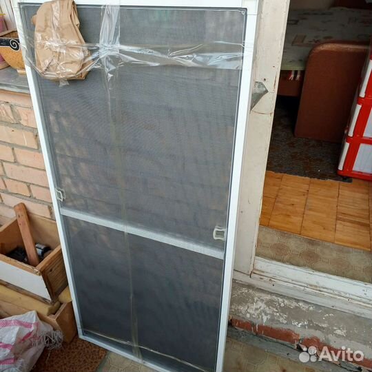 Москитные сетки на окна