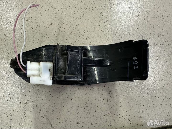 Указатель поворота правый Тойота Рав 4 Rav 4