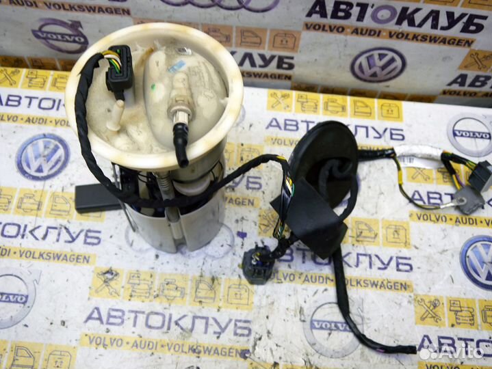 Насос топливный Вольво V70-3