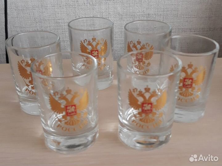 Стопки Россия и бокалы для мартини за корм)