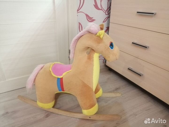 Лошадка качалка