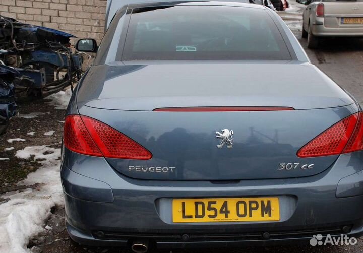 Peugeot 307 CC 2007 г на запчасти